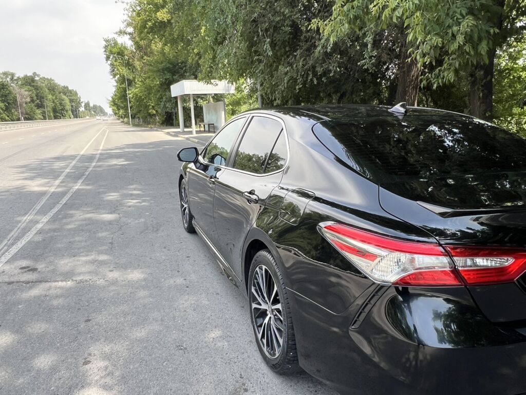Toyota Camry: 2019 г., 2.5 л, Автомат, Бензин, Седан: фото 5