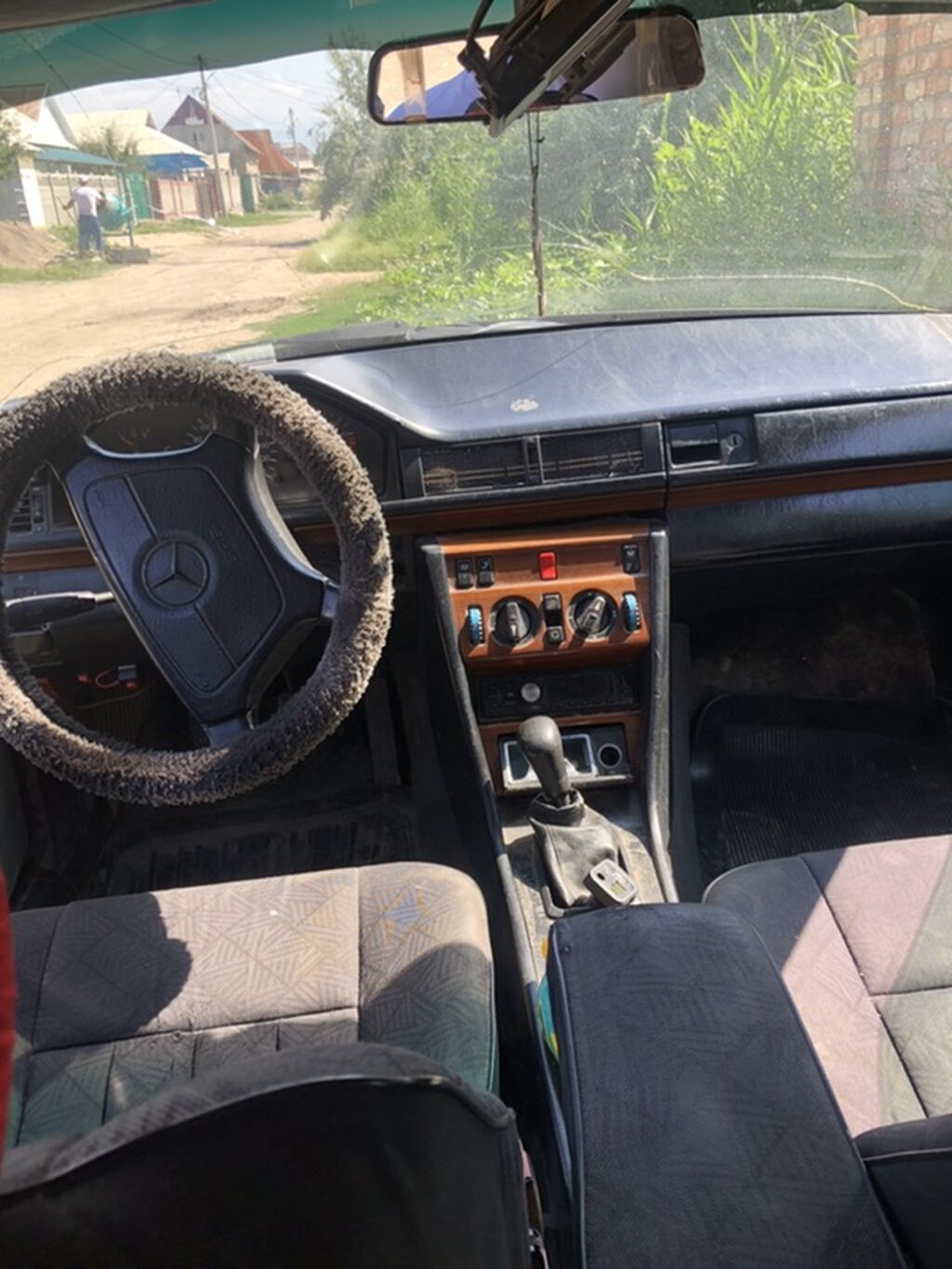 Mercedes-Benz W124: 1998 г., 2.2 л, Механика, Дизель, Седан — фото 3