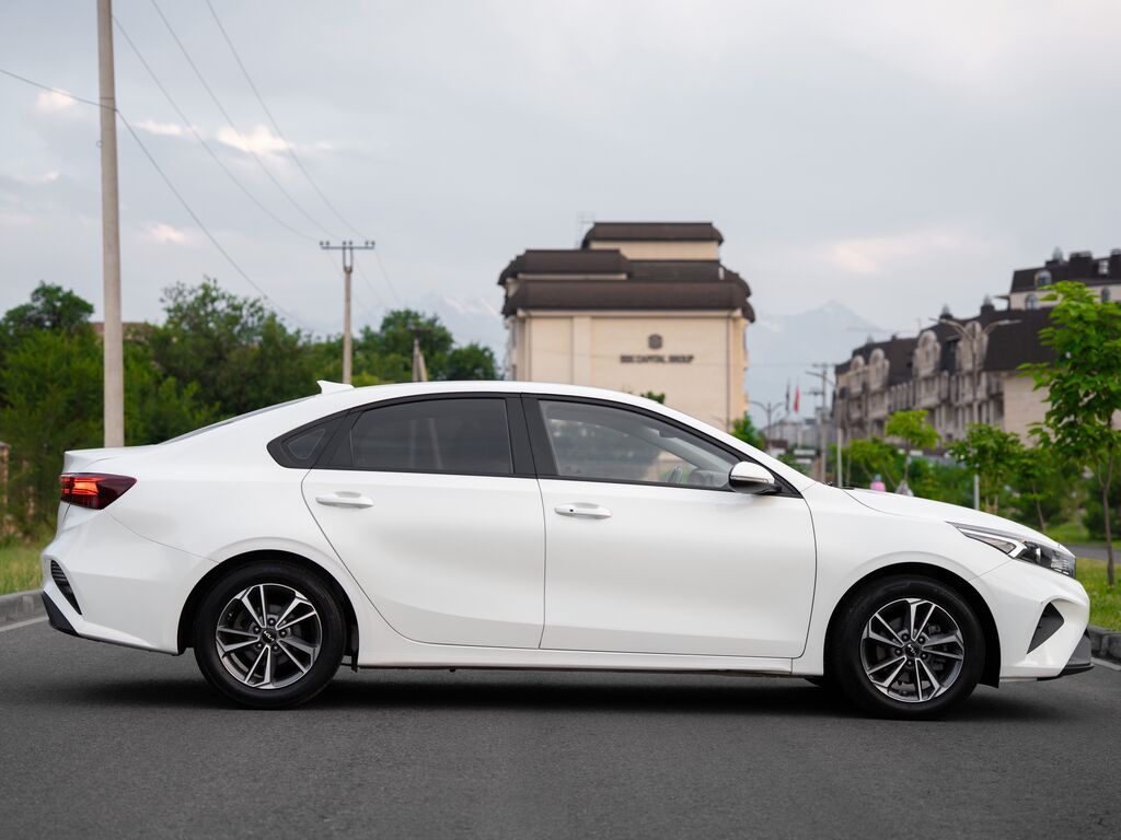 Kia K3: 2021 г., 1.6 л, Автомат, Бензин, Седан: фото 7