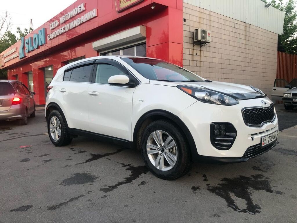 Kia Sportage: 2017 г., 2.4 л, Автомат, Бензин, Кроссовер: фото 3