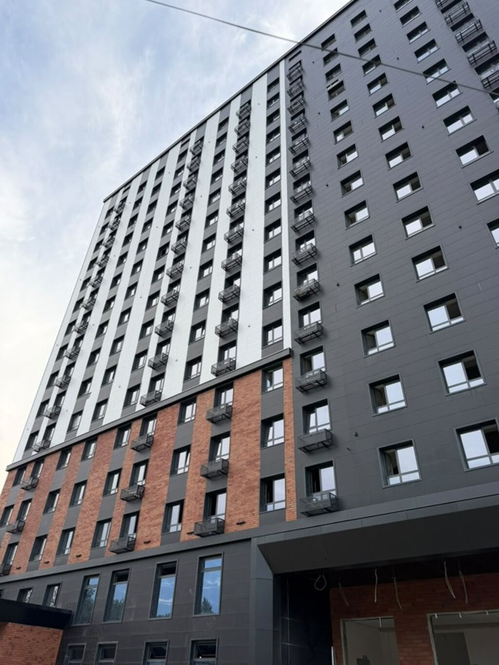 3 комнаты, 130 м², Элитка, 13 этаж, ПСО (под самоотделку): фото 2