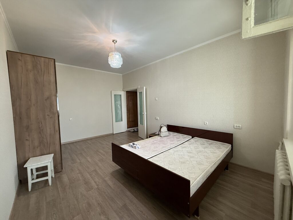 1 комната, 40 м², 12 мкр 106 серия, 9 этаж, Косметический ремонт: фото 3