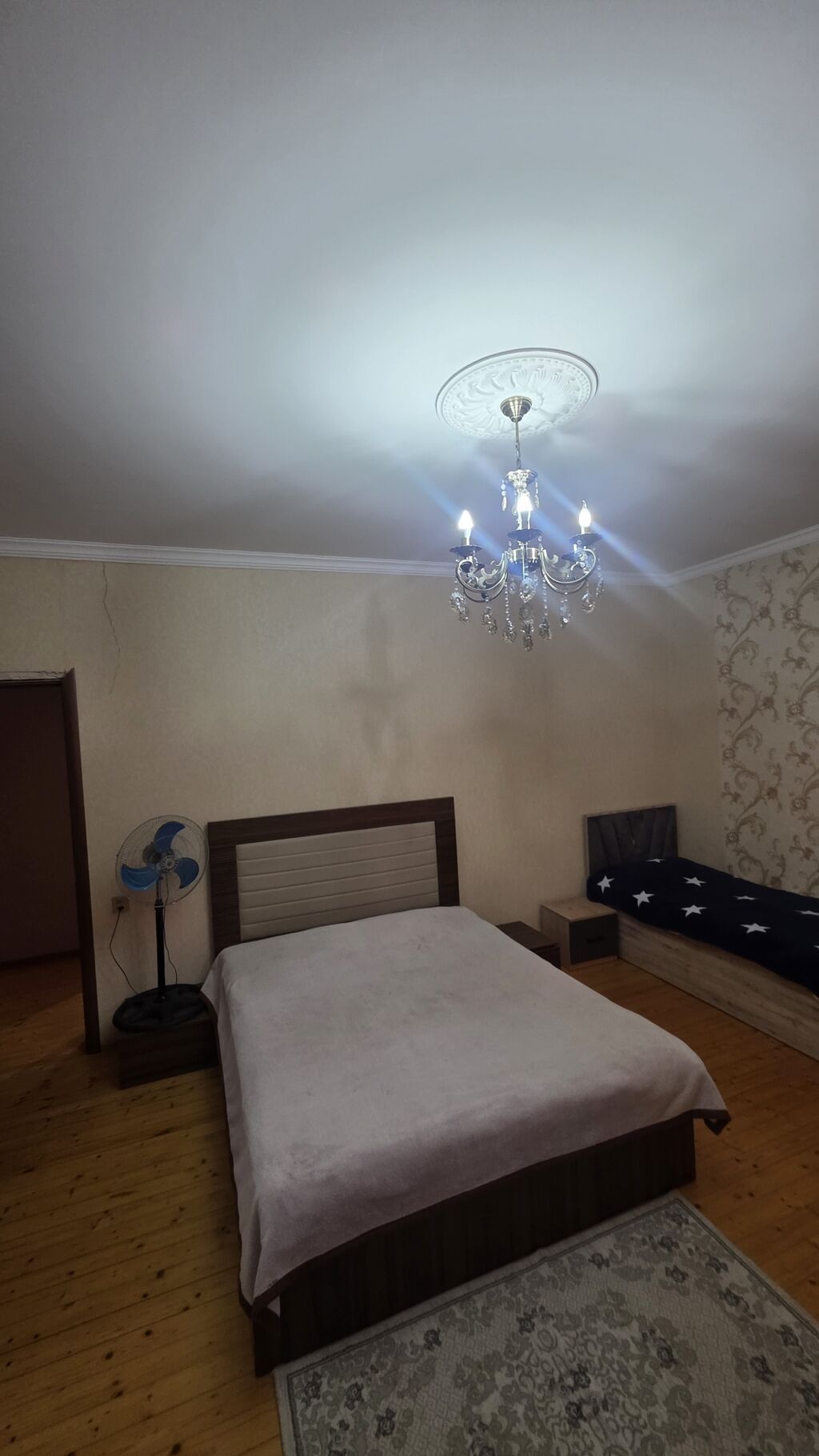 4 otaqlı, 145 kv. m, Yeni təmirli