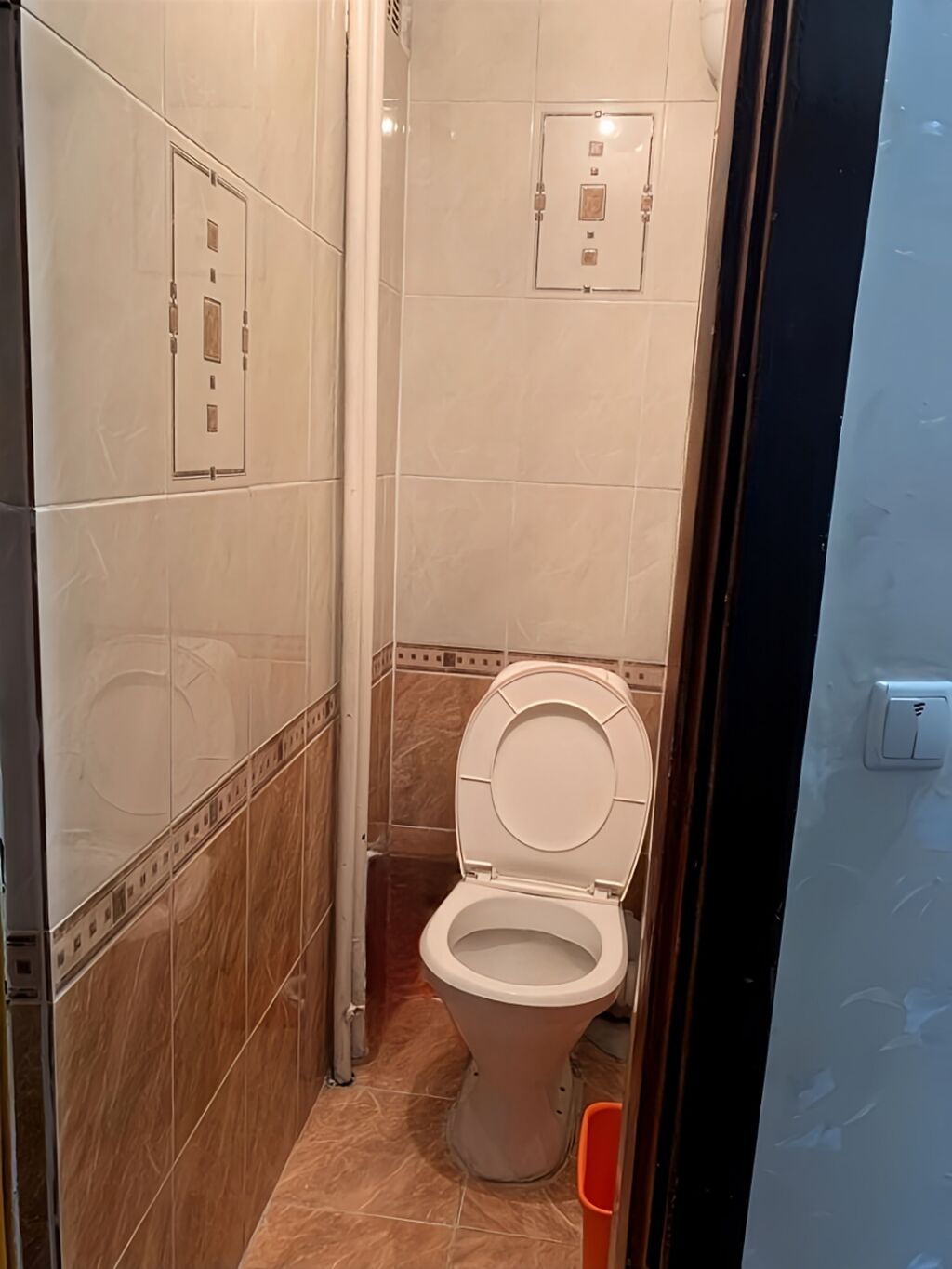 2 комнаты, Церковь, Постельное белье, Кондиционер, Парковка: фото 4