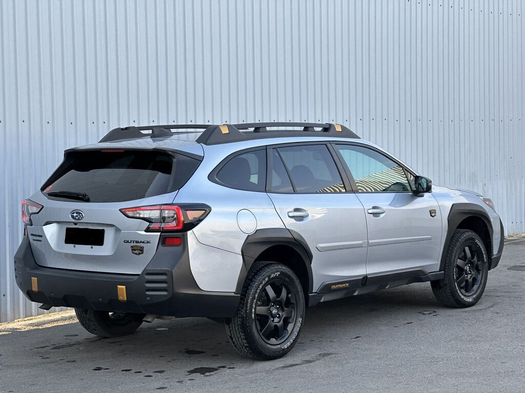 Subaru Outback: 2023 г., 2.4 л, Вариатор, Бензин, Кроссовер: фото 2
