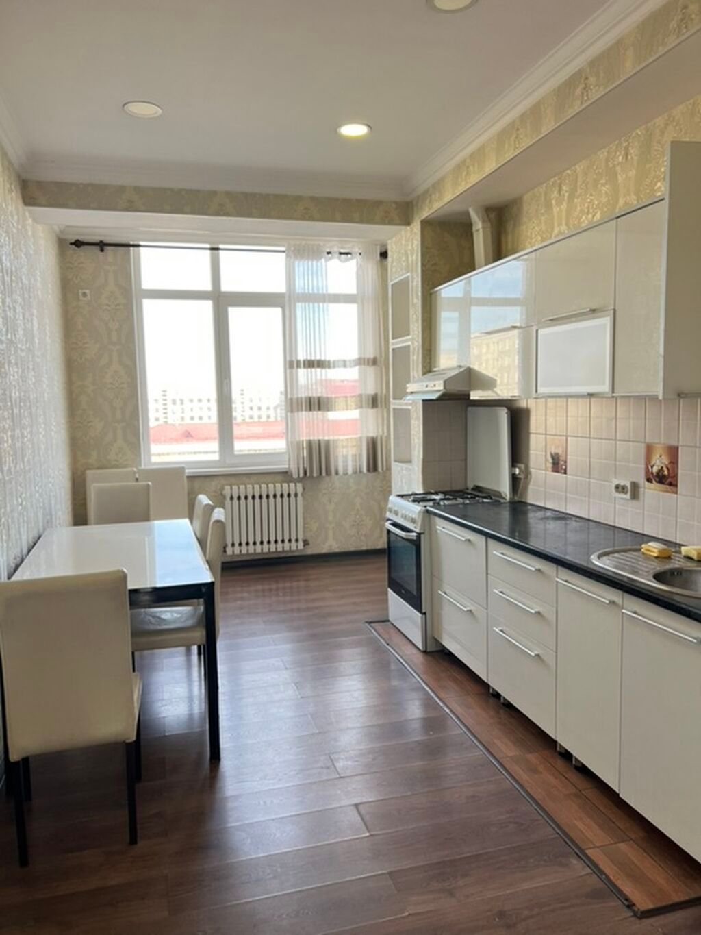 Сдаётся 3х ком квартира в Элитном доме Адрес: Уметалиева Рыскулова: фото 2