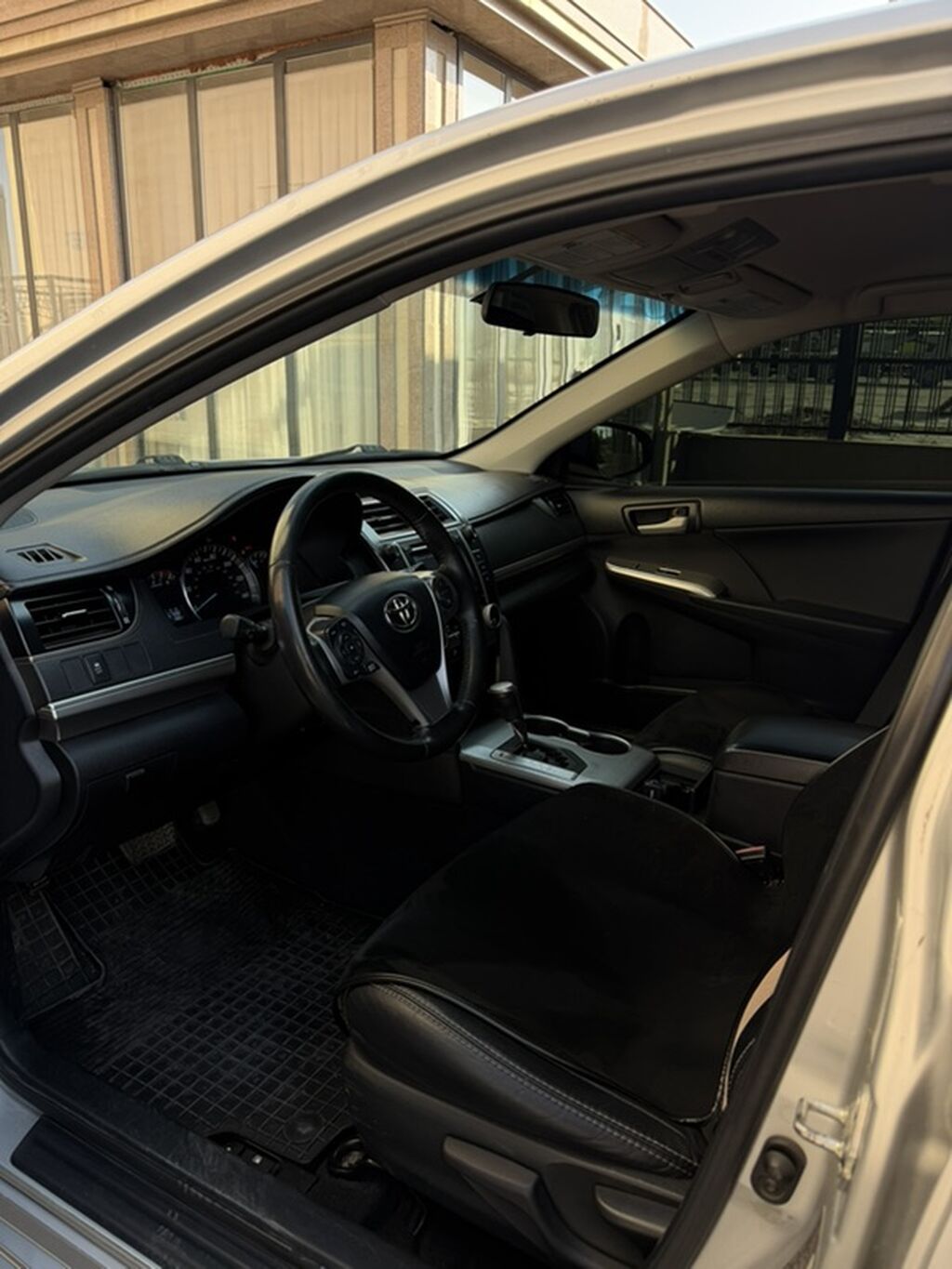 Toyota Camry: 2012 г., Автомат, Бензин, Седан: фото 3