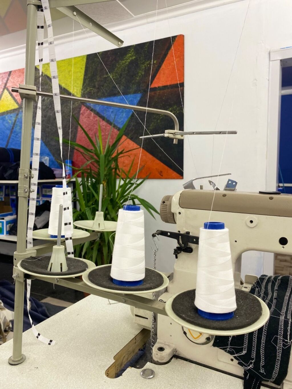 Продаю действующий бизнес! Швейный цех в: Договорная Цеха, заводы ...