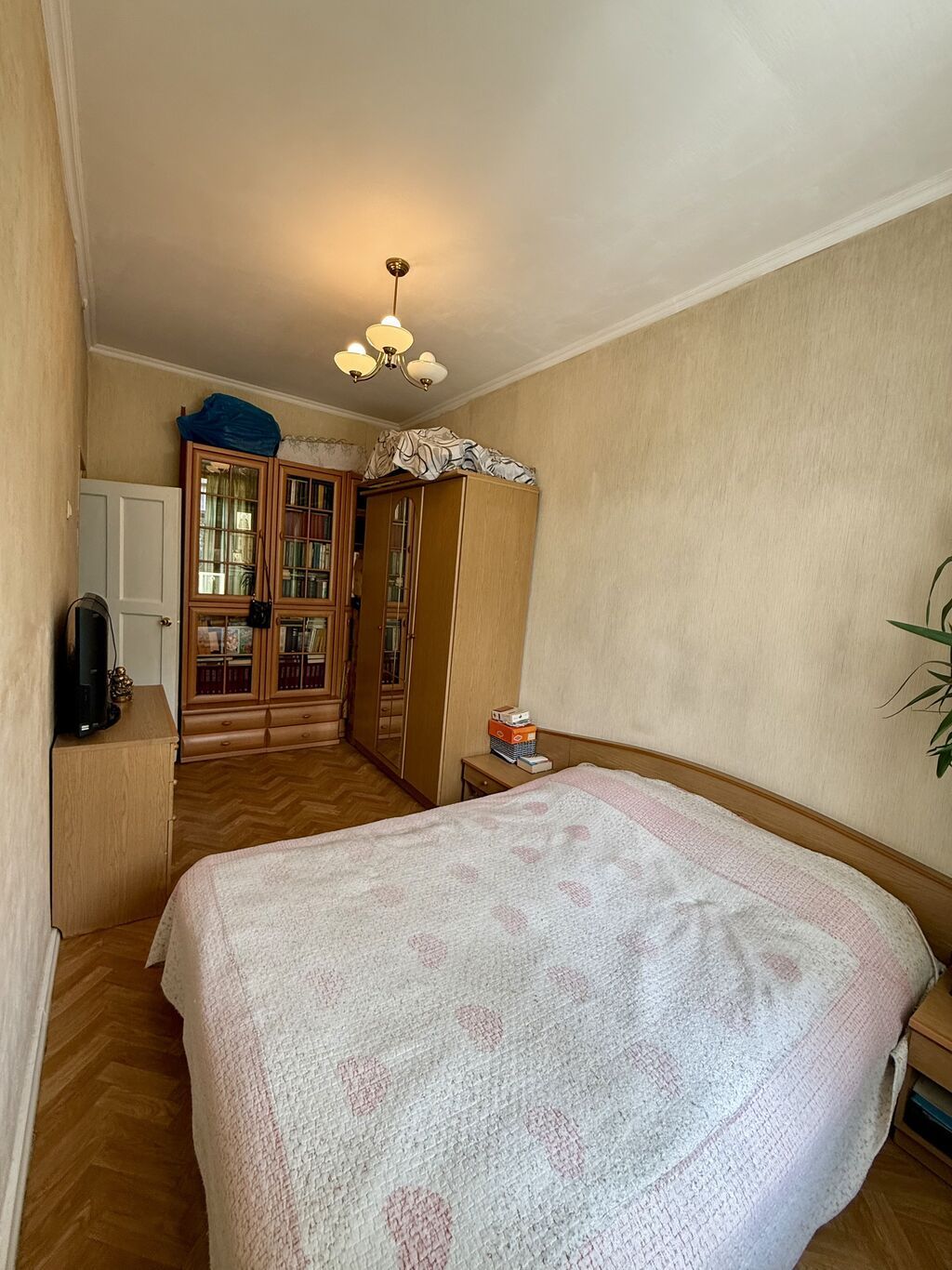 3 комнаты, 63 м², Юг-2 мкр Сталинка, 2 этаж, Косметический ремонт: фото 4