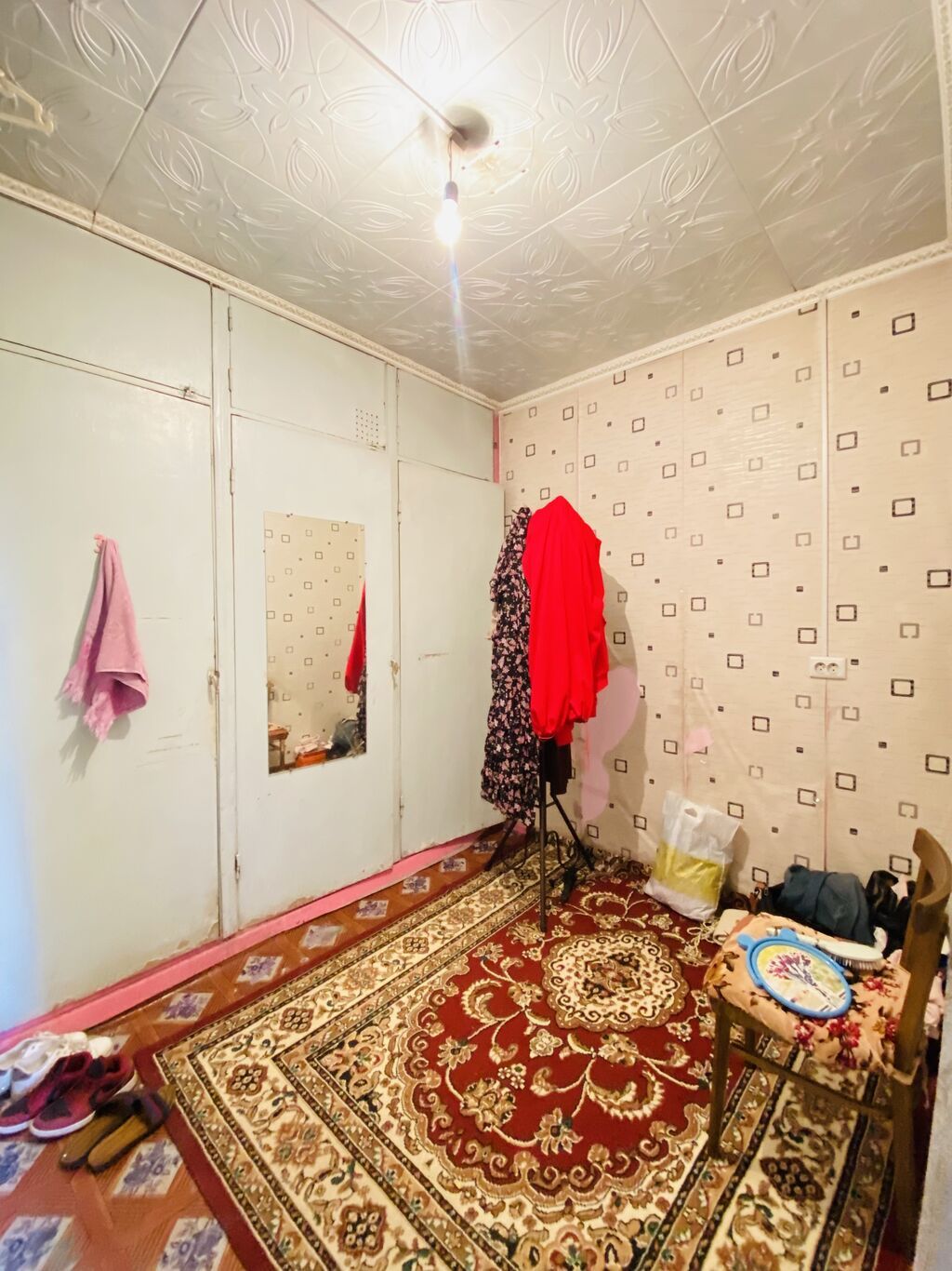 Продам комнату в общежитии в Оше: фото 2