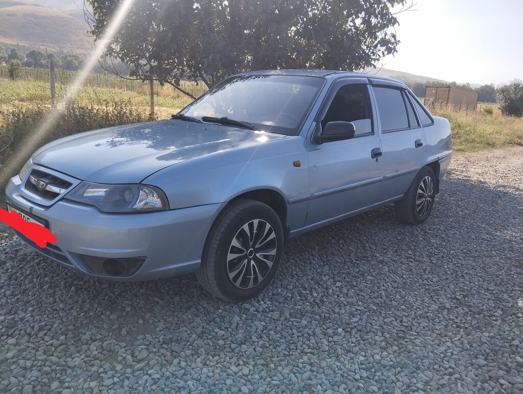 Daewoo Nexia: 2012 г., 1.5 л, Механика, Бензин, Седан: фото 4