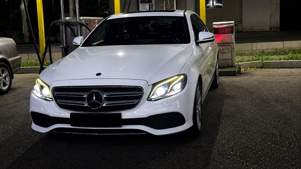 Mercedes-Benz E-Class: 2017 г., 2.2 л, Автомат, Дизель, Седан: фото 2