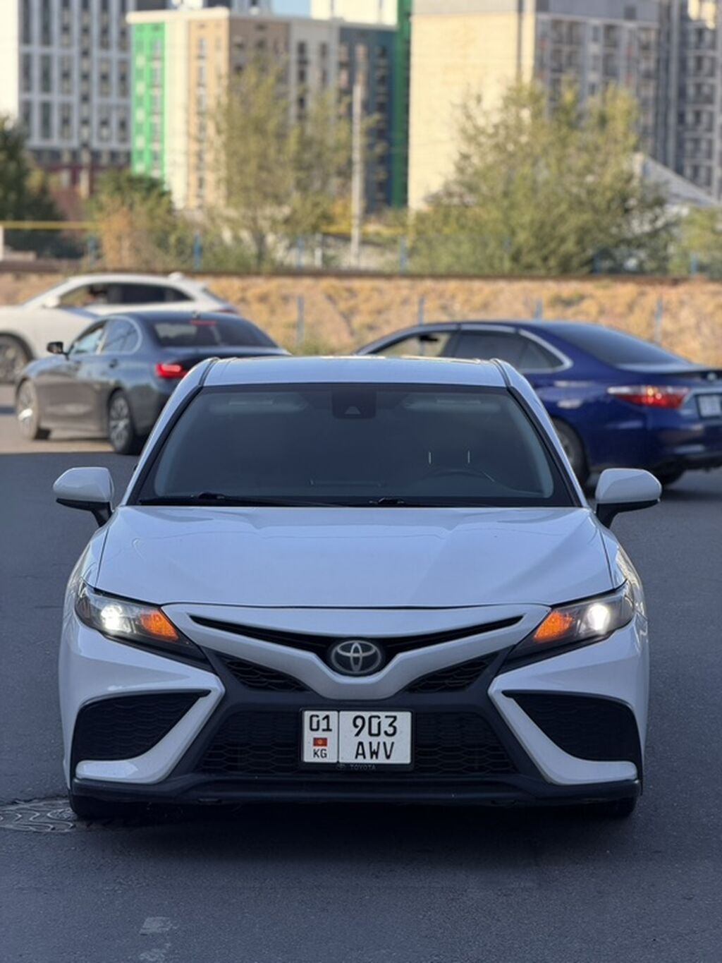 Toyota Camry: 2020 г., 2.5 л, Автомат, Бензин, Седан: фото 1
