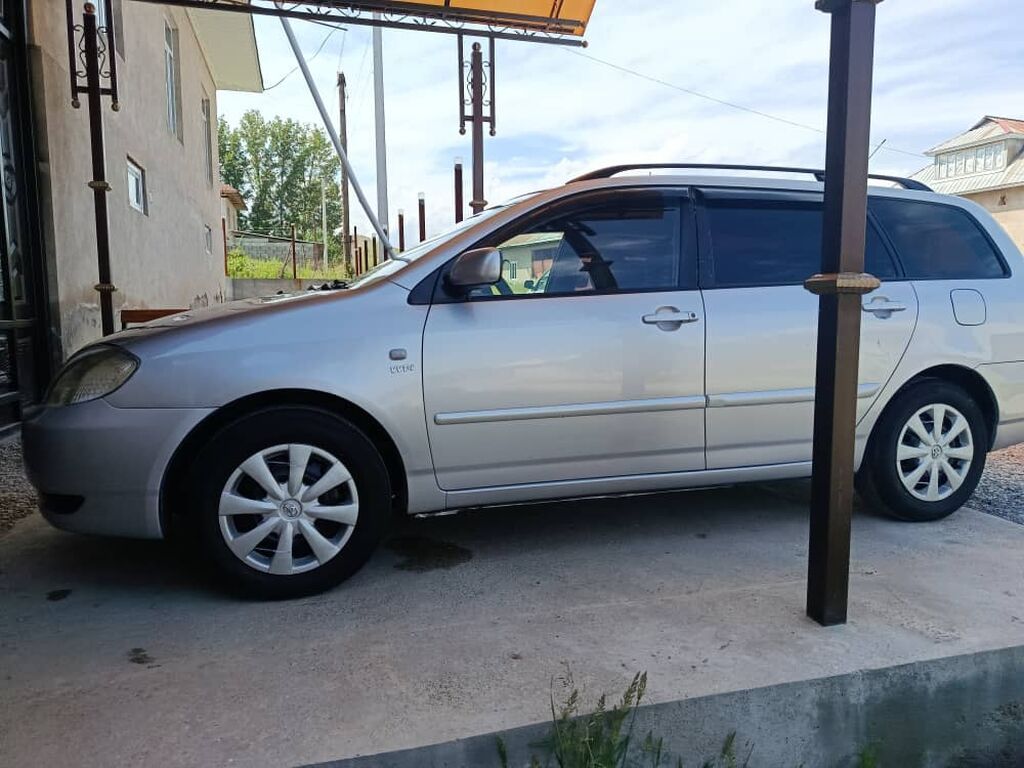 Toyota Corolla: 2003 г., 1.6 л, Механика, Бензин, Универсал: фото 4