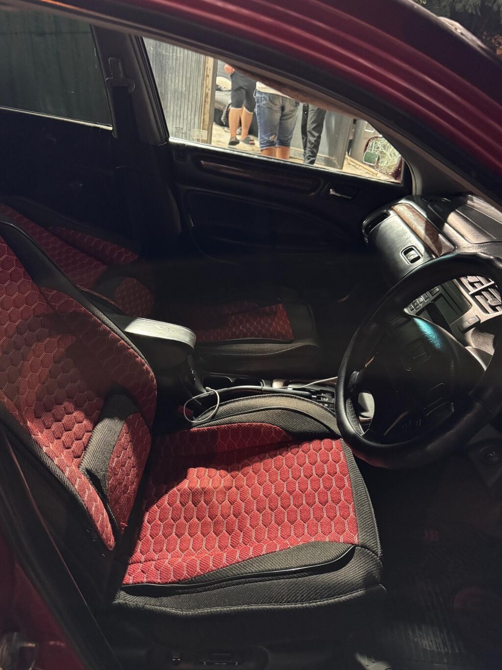 Honda Accord: 2001 г., 2 л, Автомат, Бензин, Седан: фото 6