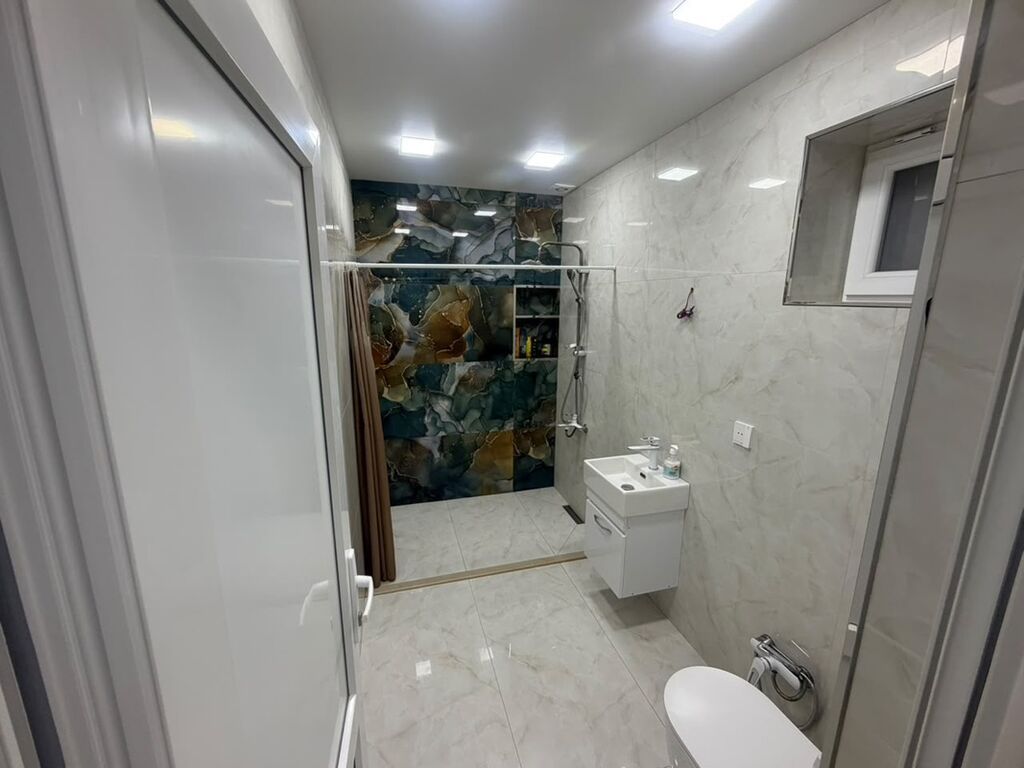 Dədə Qorqud 6 otaqlı, 178 kv. m, Yeni təmirli