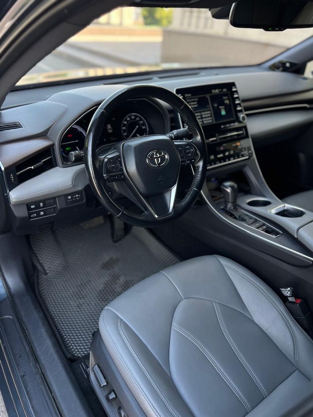 Toyota Avalon: 2018 г., 2.5 л, Автомат, Гибрид, Седан: фото 5