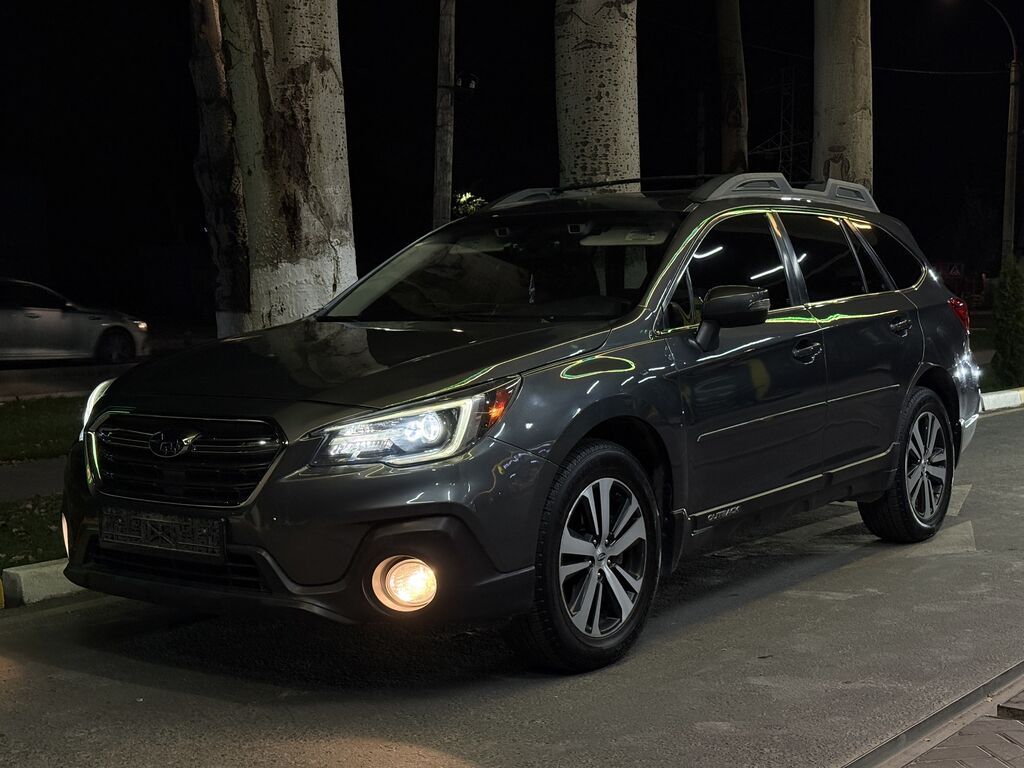 Subaru Outback: 2018 г., 2.5 л, Вариатор, Бензин, Универсал: фото 1