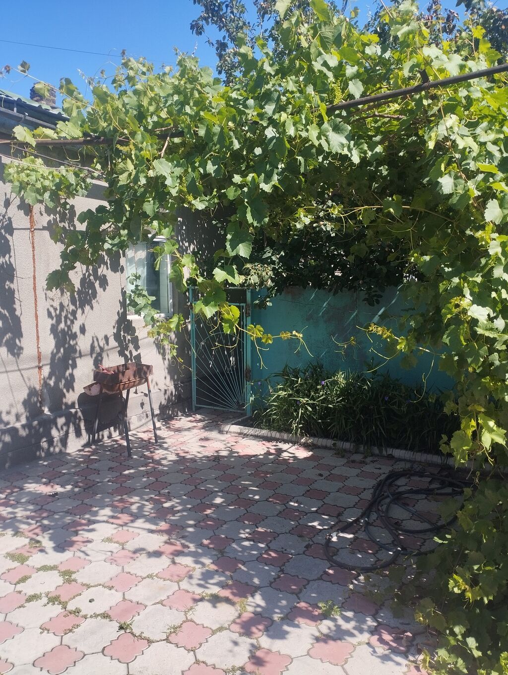 Продаю полдома,кирпич/ саман, 3 комн.,45 м.кв.,сан/у/душ.,гор/хол: фото 3