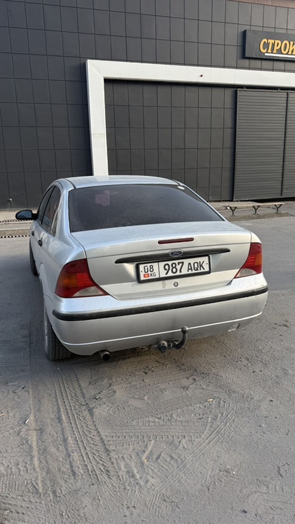 Ford Focus: 2003 г., 2 л, Автомат, Бензин, Седан: фото 3