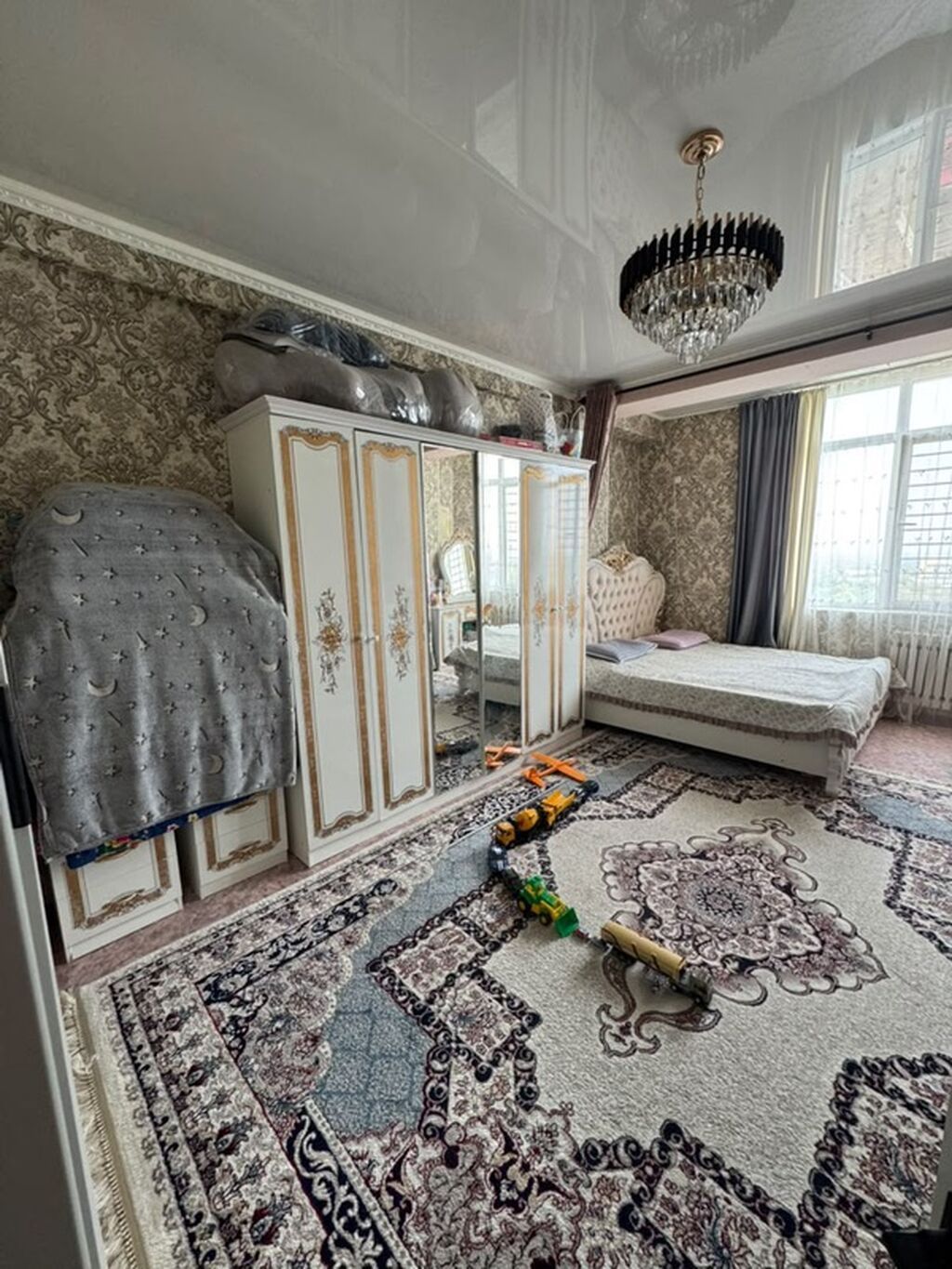 Продаётся квартира с полноценной отделкой и мебелью. Планировка и: фото 3