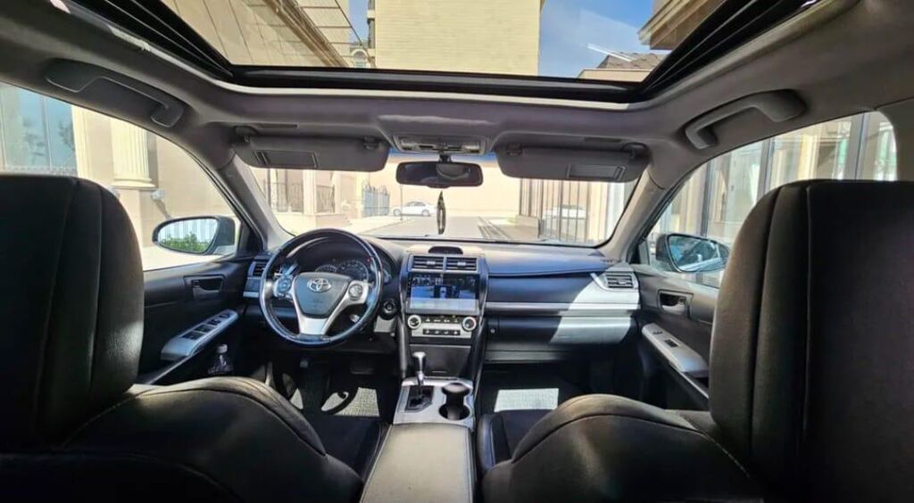 Toyota Camry: 2012 г., 2.5 л, Автомат, Бензин, Седан: фото 5