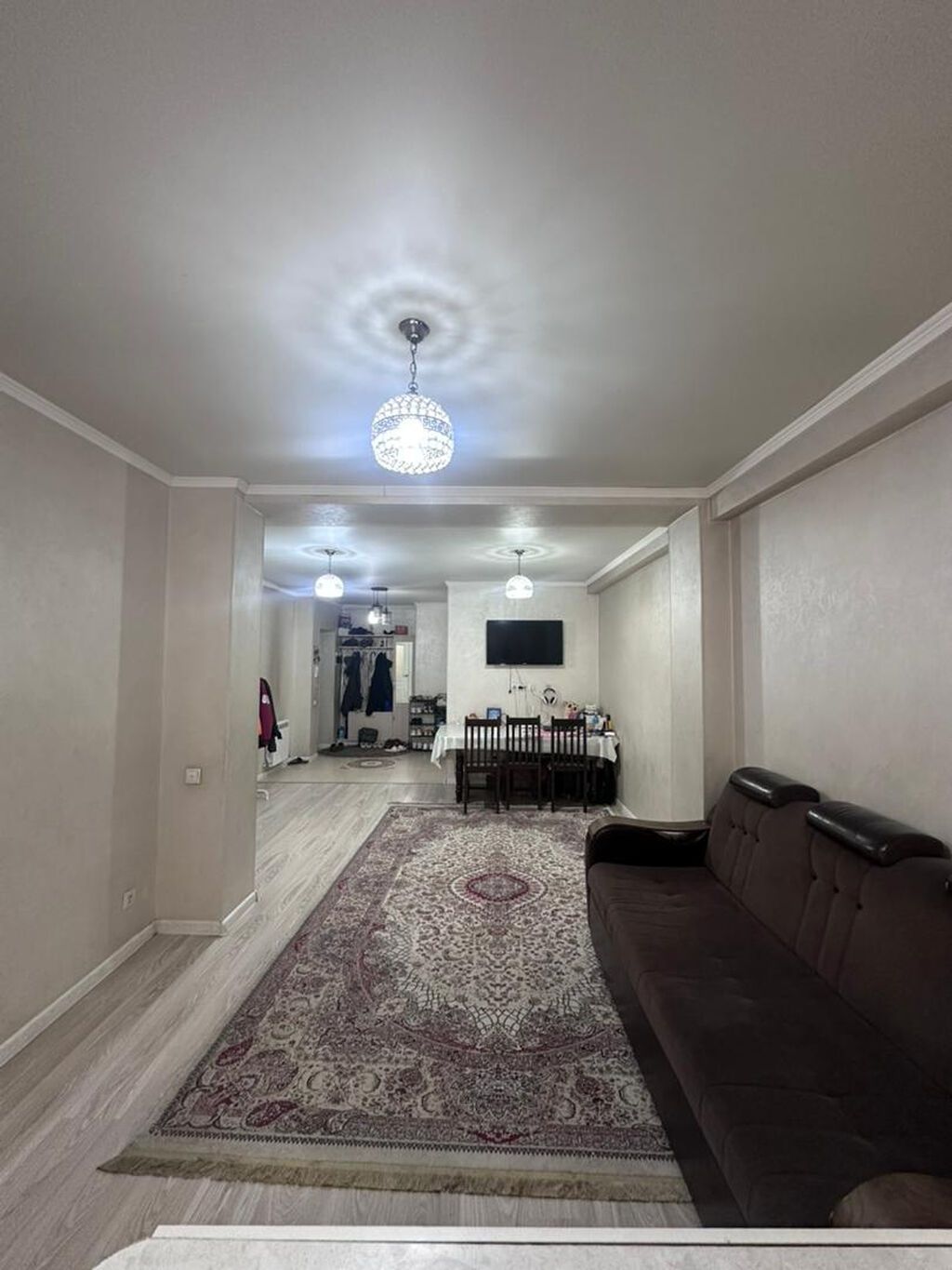 2 комнаты, 70 м², Золотой квадрат Элитка, 8 этаж, Евроремонт: фото 2