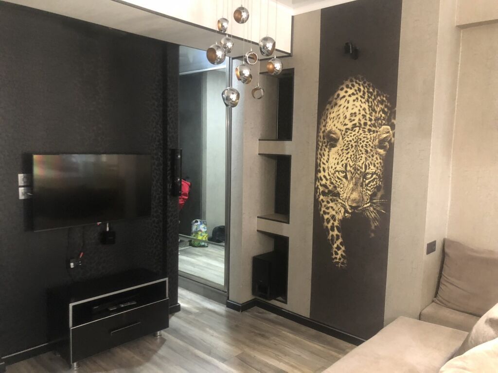 2 комнаты, 50 м², Дордой Плаза ТРЦ Элитка, 11 этаж, Дизайнерский ремонт: фото 2