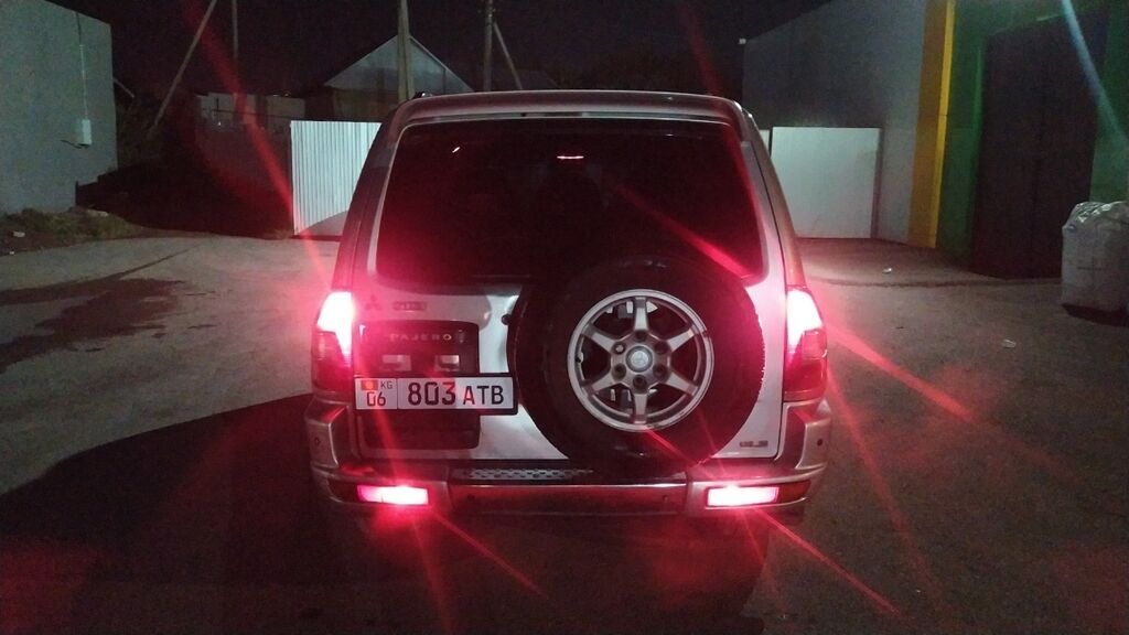 Mitsubishi Pajero: 2001 г., 3.5 л, Автомат, Бензин, Внедорожник: фото 7