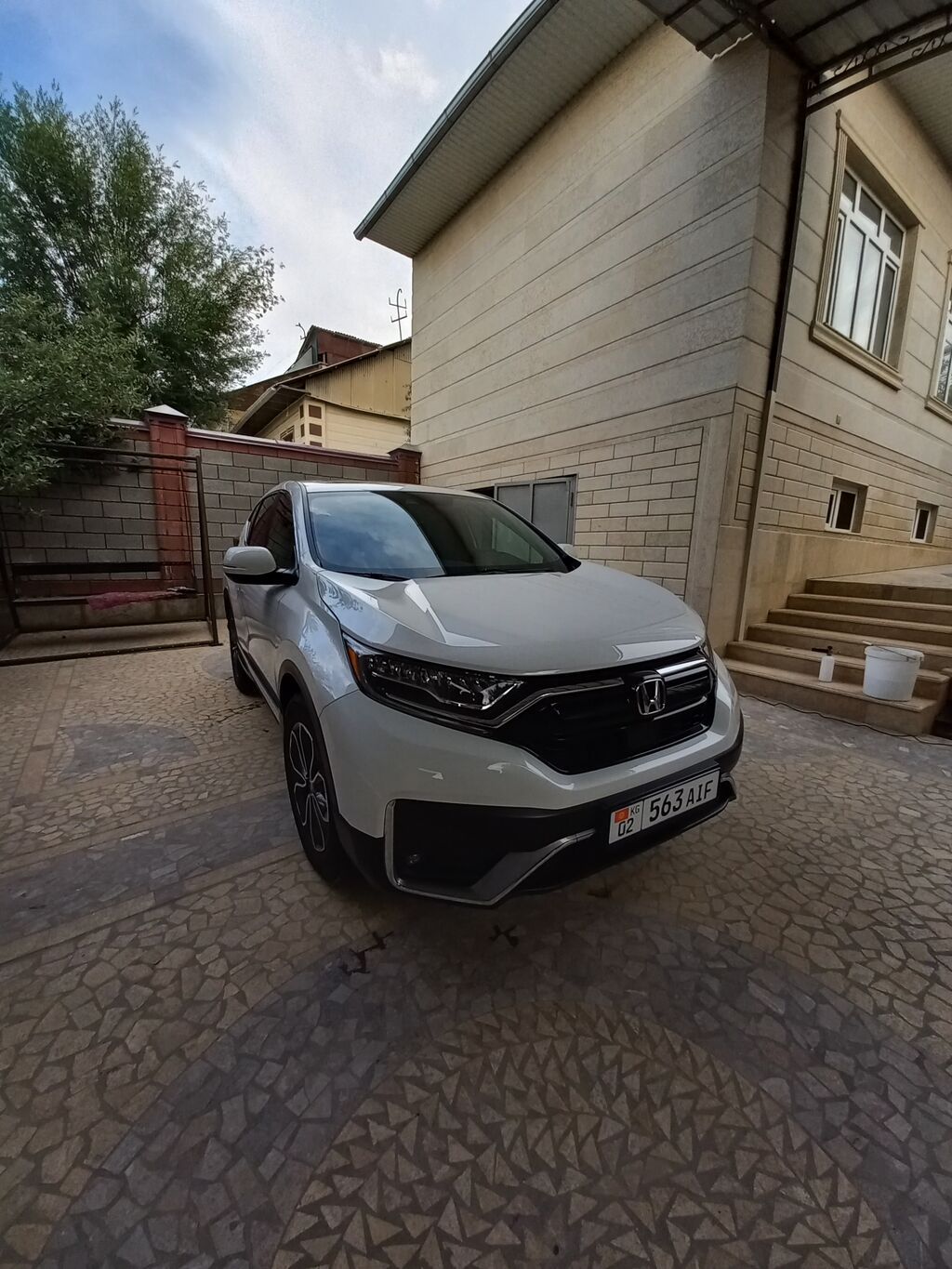 Honda CR-V: 2021 г., 1.5 л, Автомат, Бензин, Кроссовер: фото 1