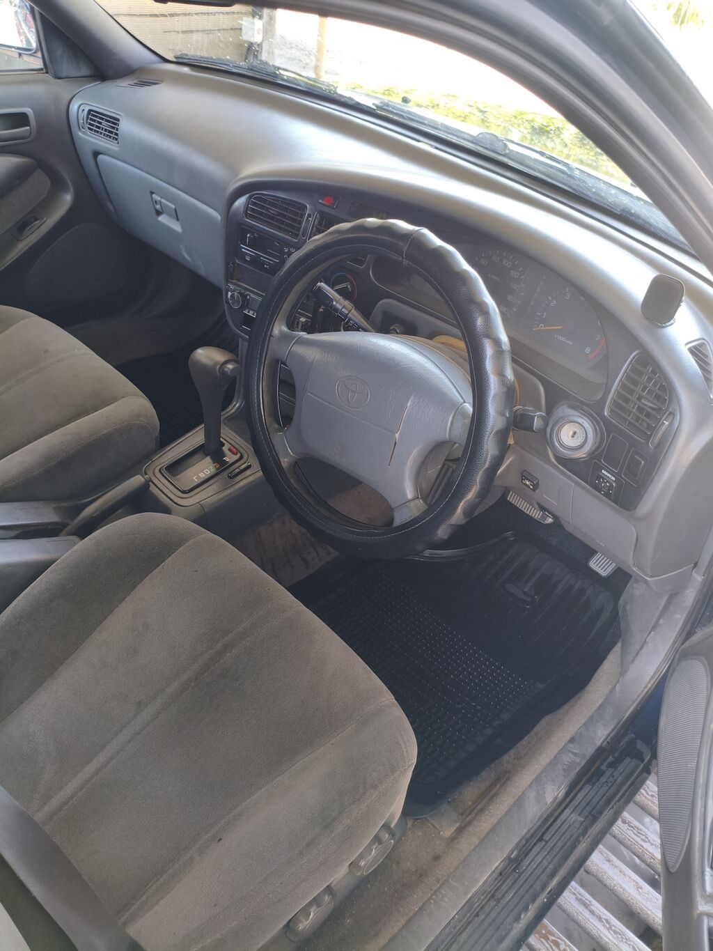 Toyota Camry: 1996 г., 2.2 л, Автомат, Газ, Универсал: фото 6
