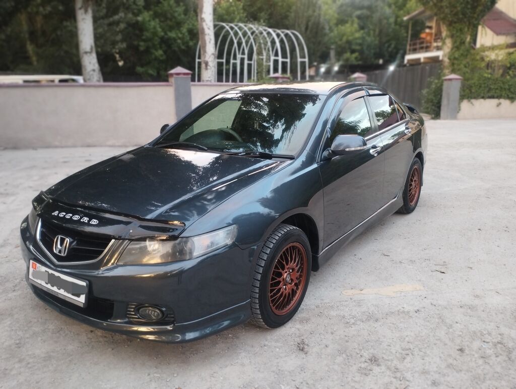 Honda Accord: 2003 г., 2 л, Автомат, Бензин, Седан — фото 2