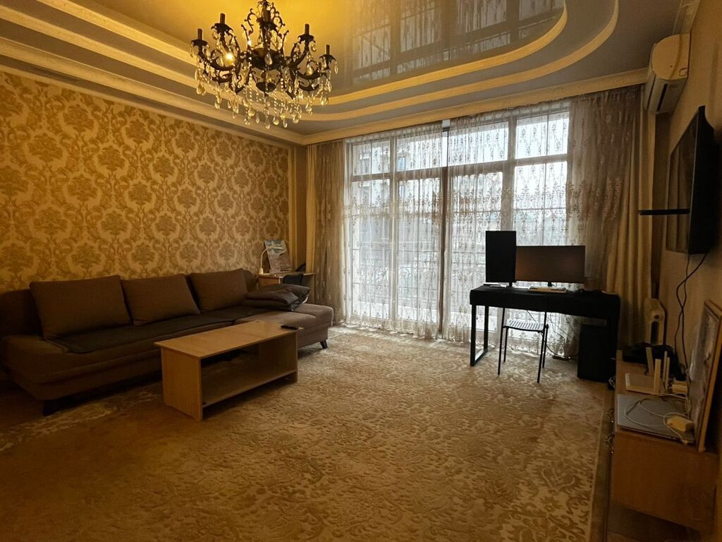 Сдаётся 2 комнатная квартира в центре города Бишкек. Адрес: фото 4