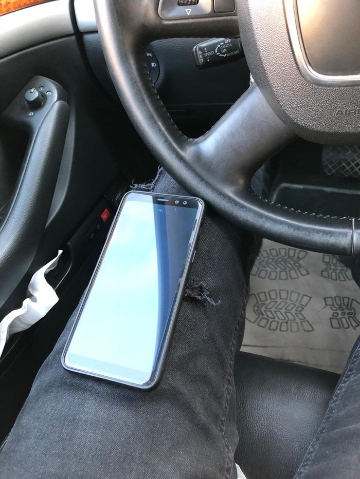 Samsung: Samsung galaxy a8 2018 yaddaş 32. kutusu,adapdır üsdündü verilir - lalafo.az Bakı şəhərində Samsung galaxy a8 2018 yaddaş 32. kutusu,adapdır üsdündü verilir