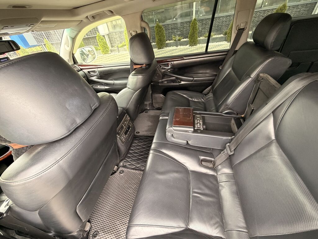 Lexus LX: 2011 г., 5.7 л, Автомат, Бензин, Внедорожник — фото 7