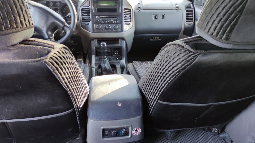 Mitsubishi Pajero: 2002 г., 2.5 л, Механика, Дизель, Внедорожник: фото 7