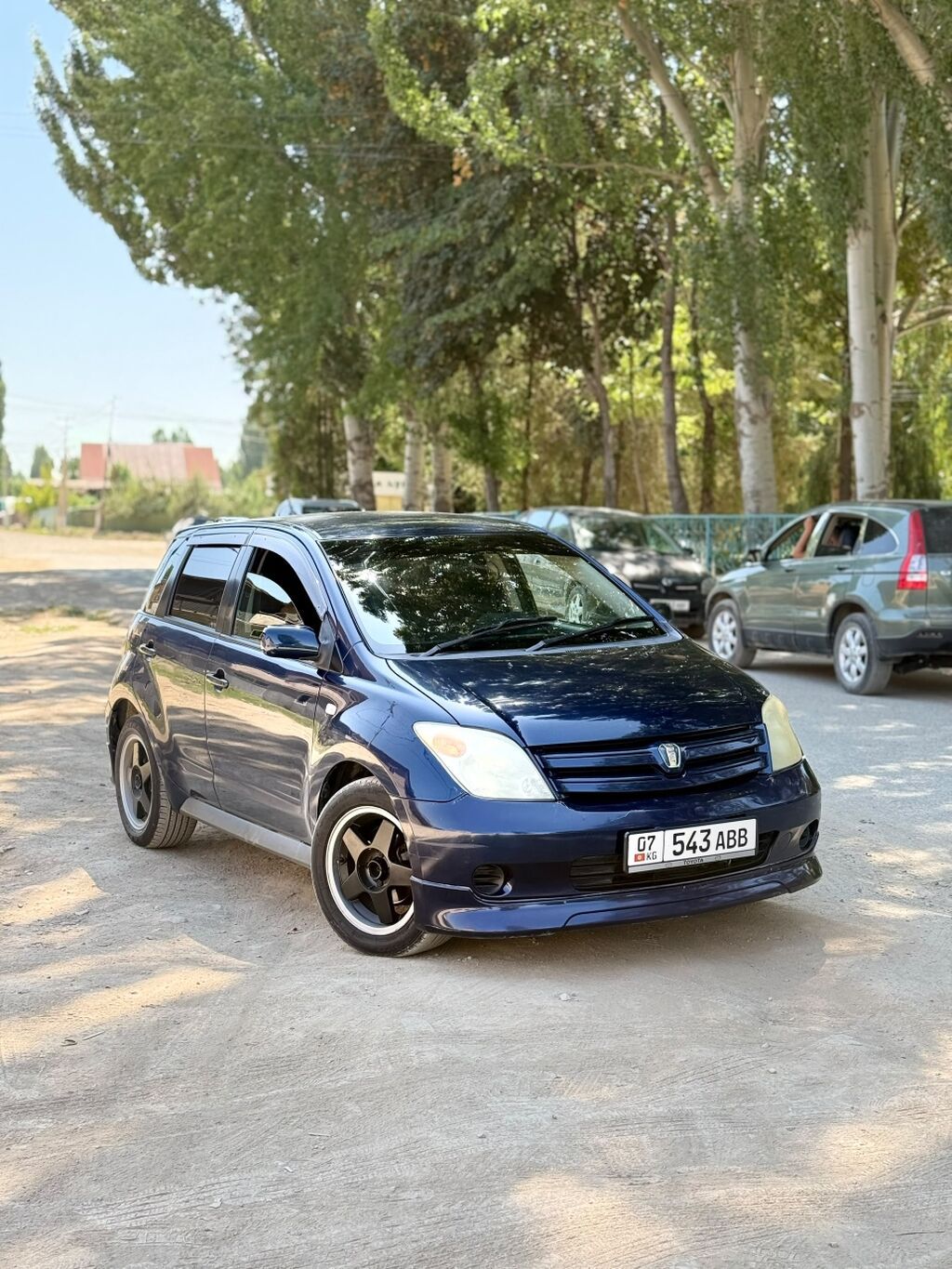 Toyota Ist: 2003 г., 1.3 л, Автомат, Бензин, Хэтчбэк: фото 1