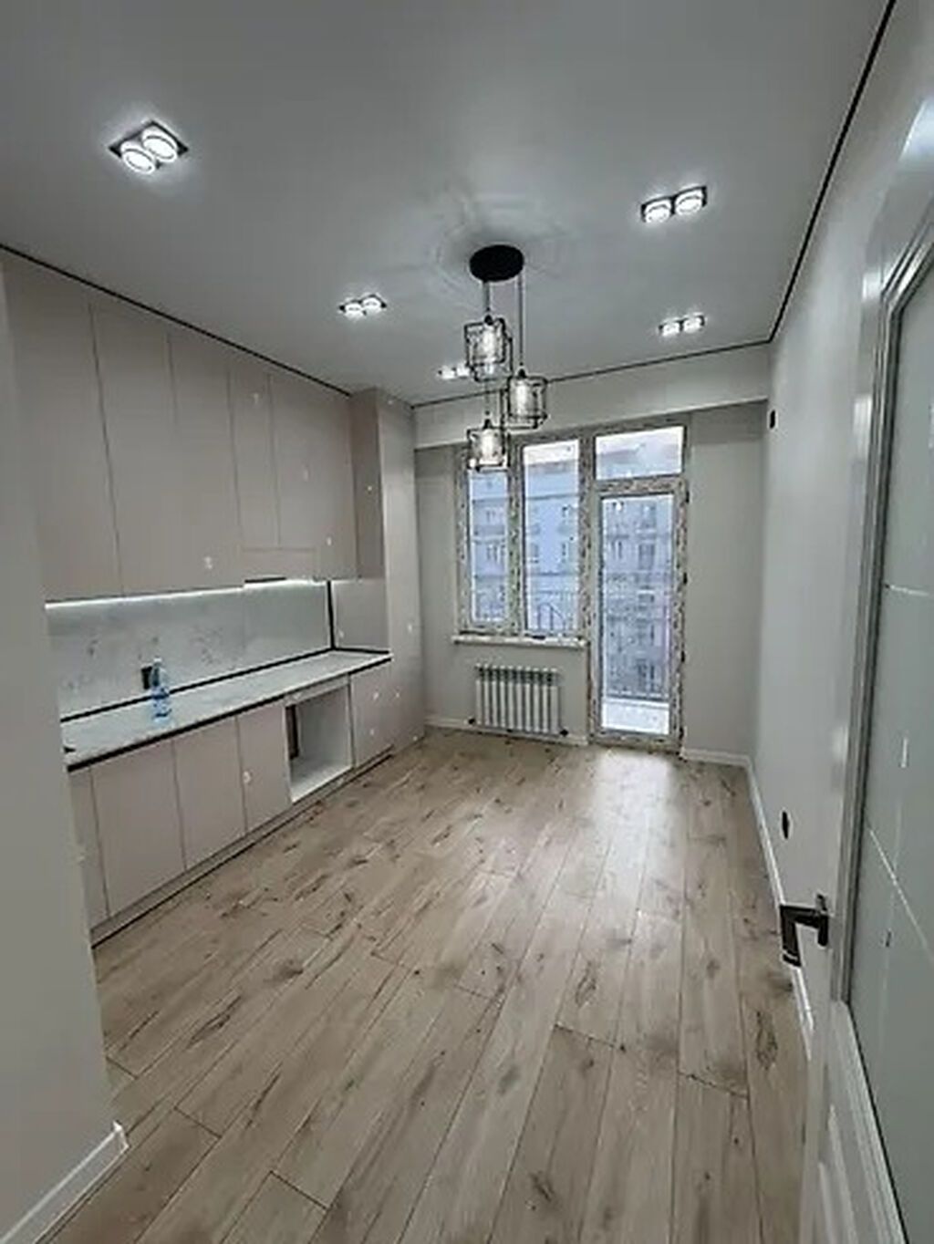 2 комнаты, 67 м², Тунгуч мкр Элитка, 12 этаж, Евроремонт: фото 2
