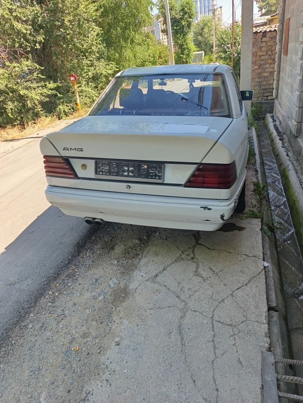 Mercedes-Benz 190: 1992 г., Автомат, Бензин, Седан: фото 4