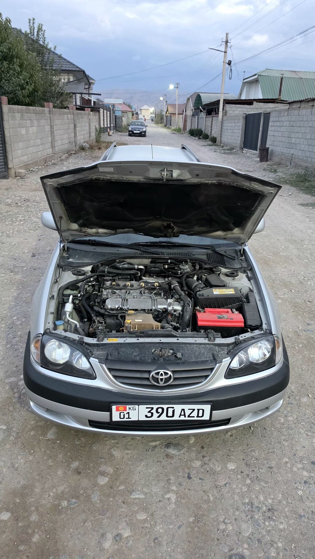 Toyota Avensis: 2002 г., 2 л, Механика, Дизель, Универсал: фото 8