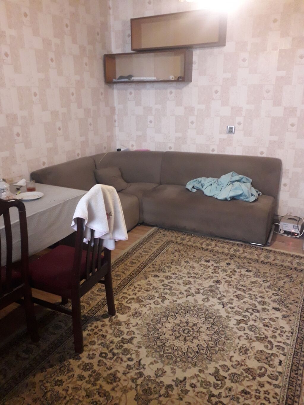Bakı, Ağ şəhər, 3 otaqlı, Köhnə tikili, m. Xətai, 90 kv. m