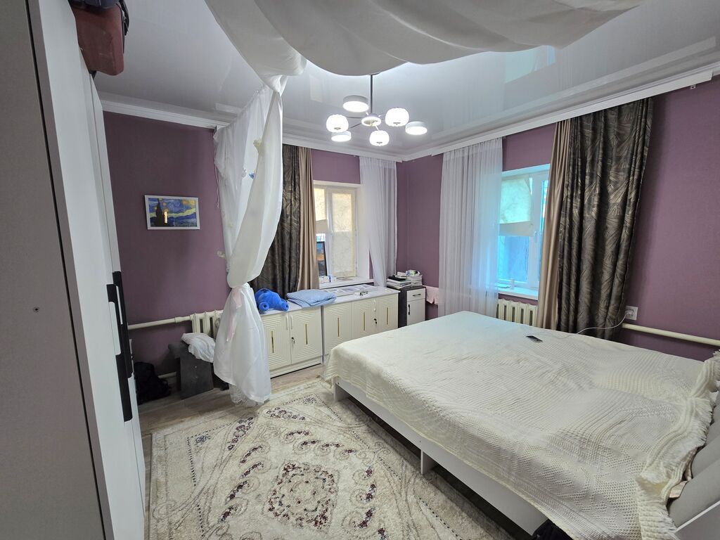 Продаётся просторный дом, с участком в 5 соток. Есть сад (посажены: фото 4