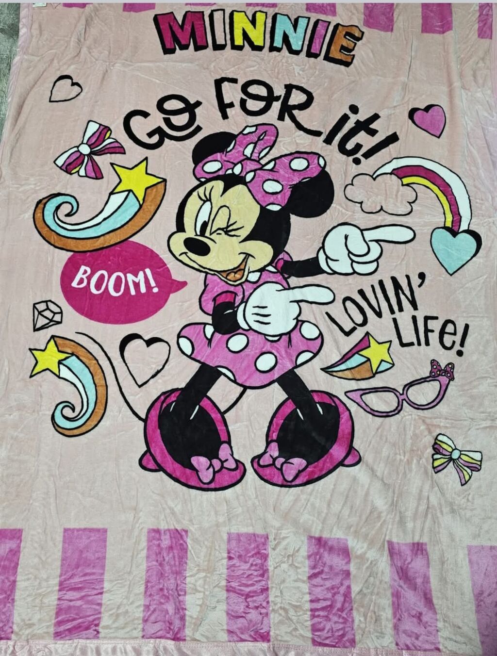 Ćebad i pokrivači: Mekana dečja ćebad sa Minnie Mouse motivom 150x200 - Dizajn: Minnie
