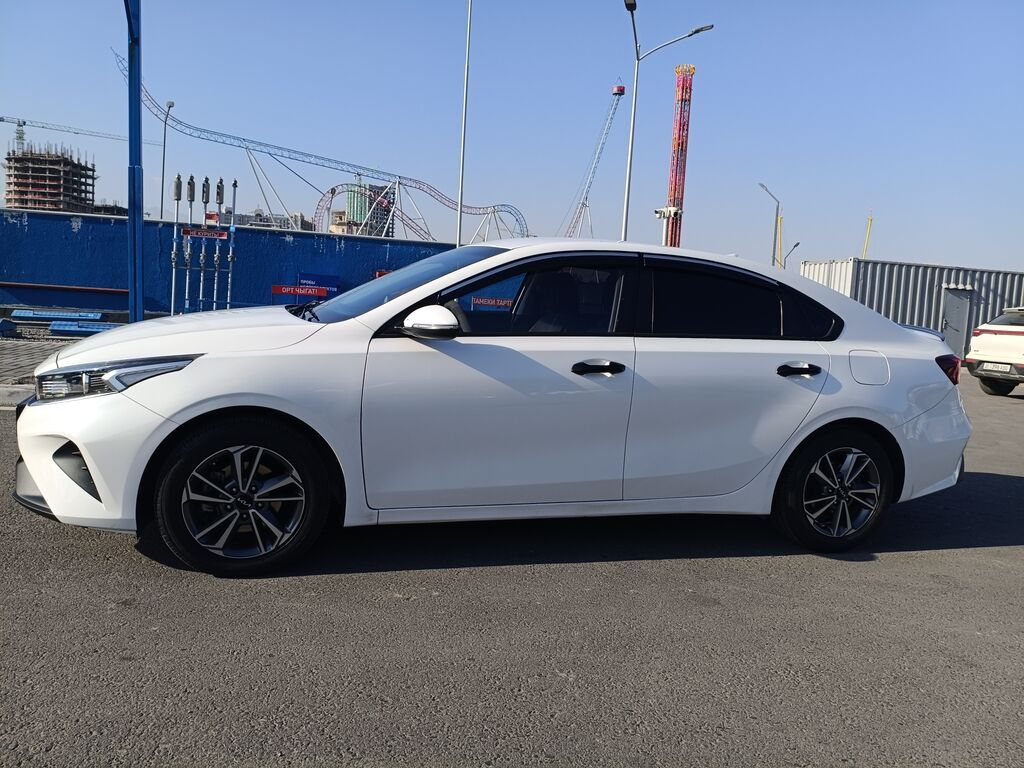 Kia K3: 2021 г., 1.6 л, Вариатор, Бензин, Седан: фото 4