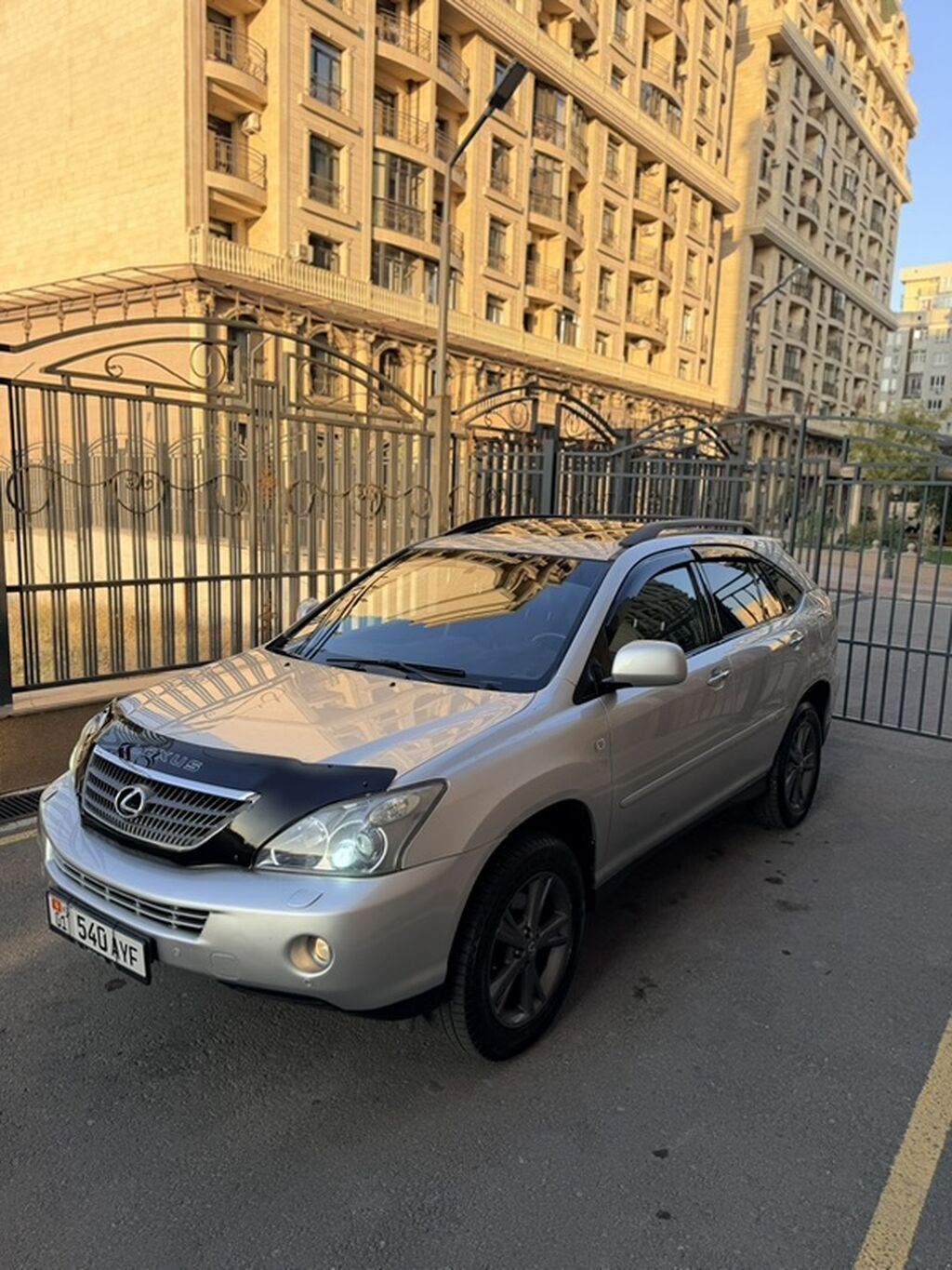 Lexus RX: 2008 г., 3.3 л, Вариатор, Гибрид, Кроссовер: фото 4