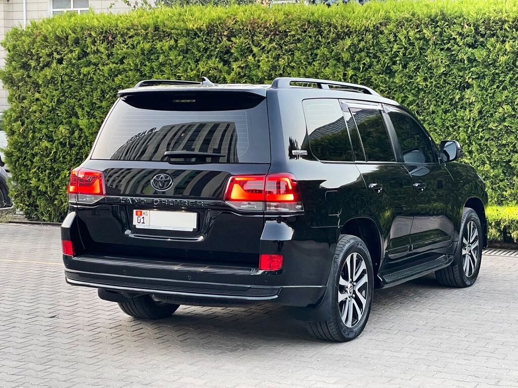 Toyota Land Cruiser: 2019 г., 8 л, Автомат, Бензин, Внедорожник: фото 6