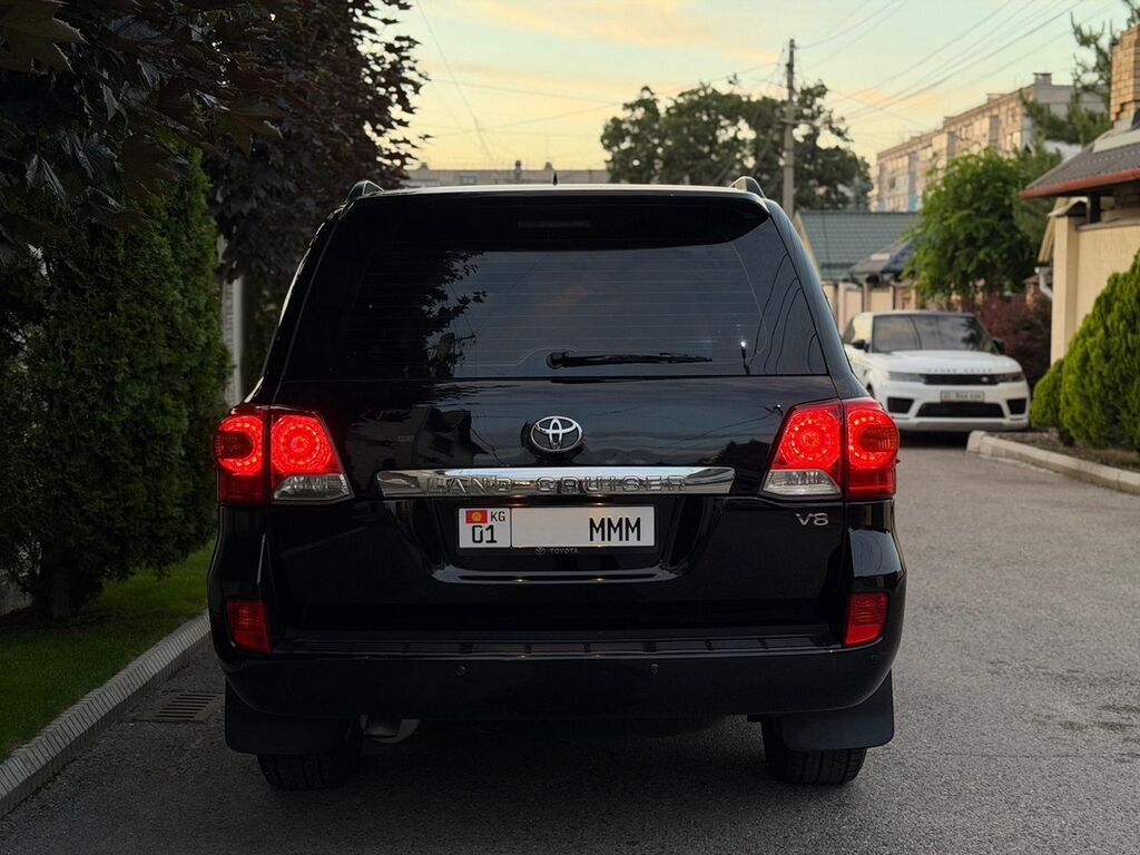 Toyota Land Cruiser: 2013 г., 4.5 л, Автомат, Дизель, Внедорожник — фото 7