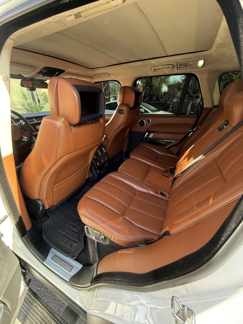 Land Rover Range Rover: 2014 г., 5 л, Автомат, Бензин, Внедорожник: фото 6