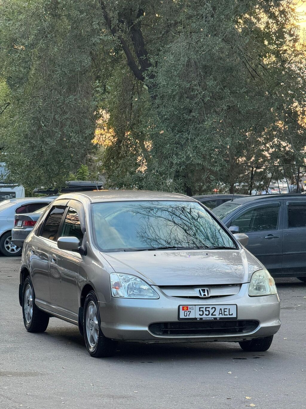 Honda Civic: 2003 г., 1.5 л, Автомат, Бензин, Хэтчбэк: фото 2