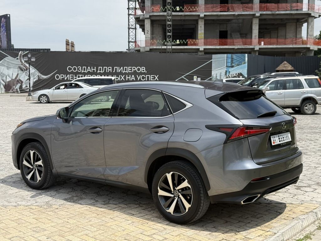 Lexus NX: 2019 г., 2 л, Автомат, Бензин, Кроссовер: фото 5